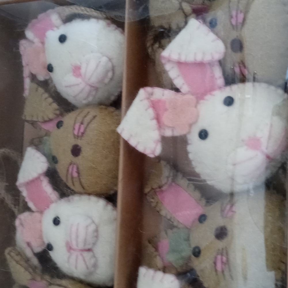 Easter ornaments - Picture 2 of 3